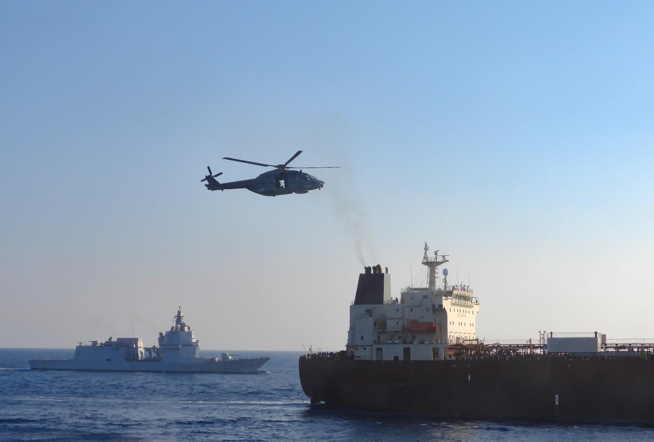 Operazione IRINI: nave Thaon di Revel abborda petroliera appartenente alla “flotta ombra” russa